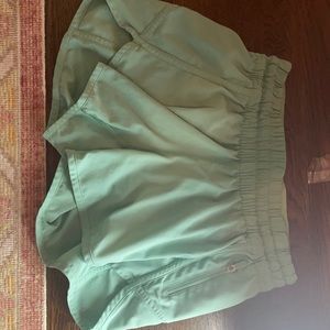 lululemon teal shorts size 4